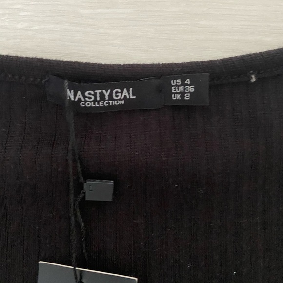 Cut It Out V-Neck High-Leg Bodysuit - Picture 7 of 8